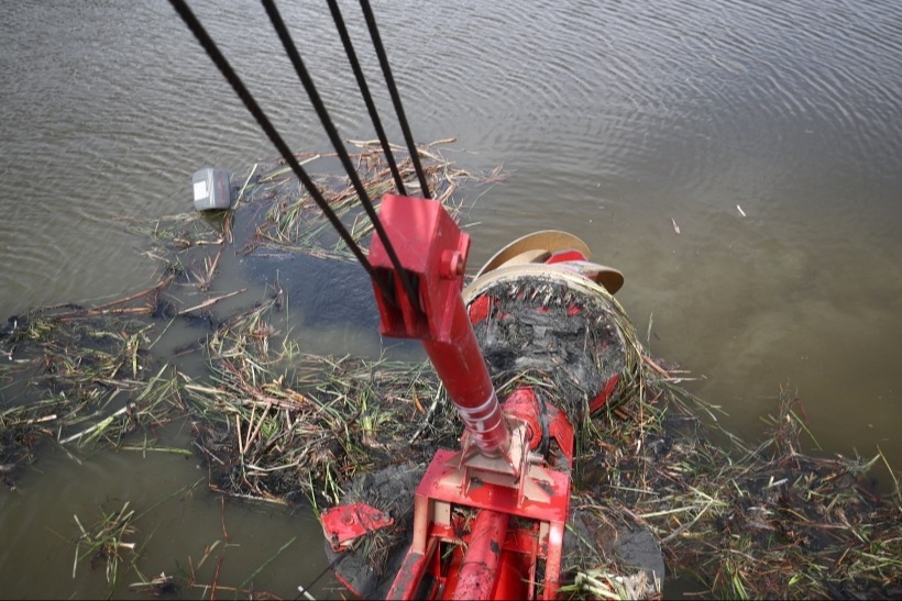 Более 18 км русел рек расчистят на Кубани до конца года