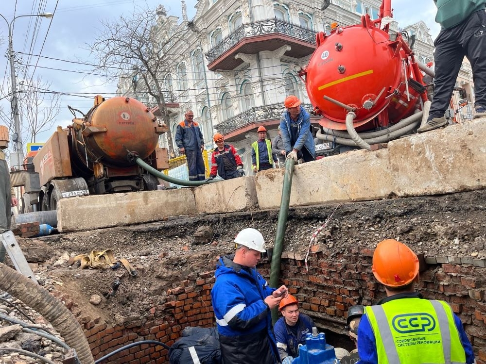 Астрахани необходимо более 150 млрд руб на реконструкцию коммунальных сетей - губернатор