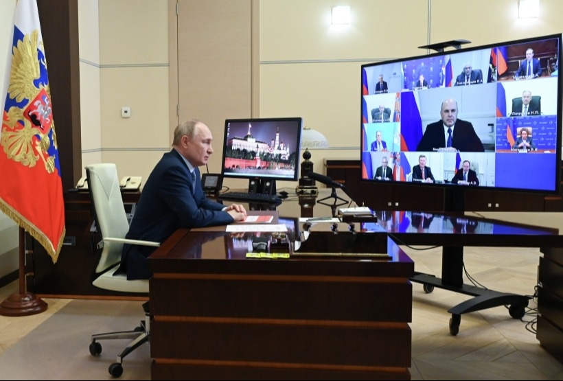 Путин благодарит правительство РФ за достойную работу, особенно в период коронавирусной пандемии