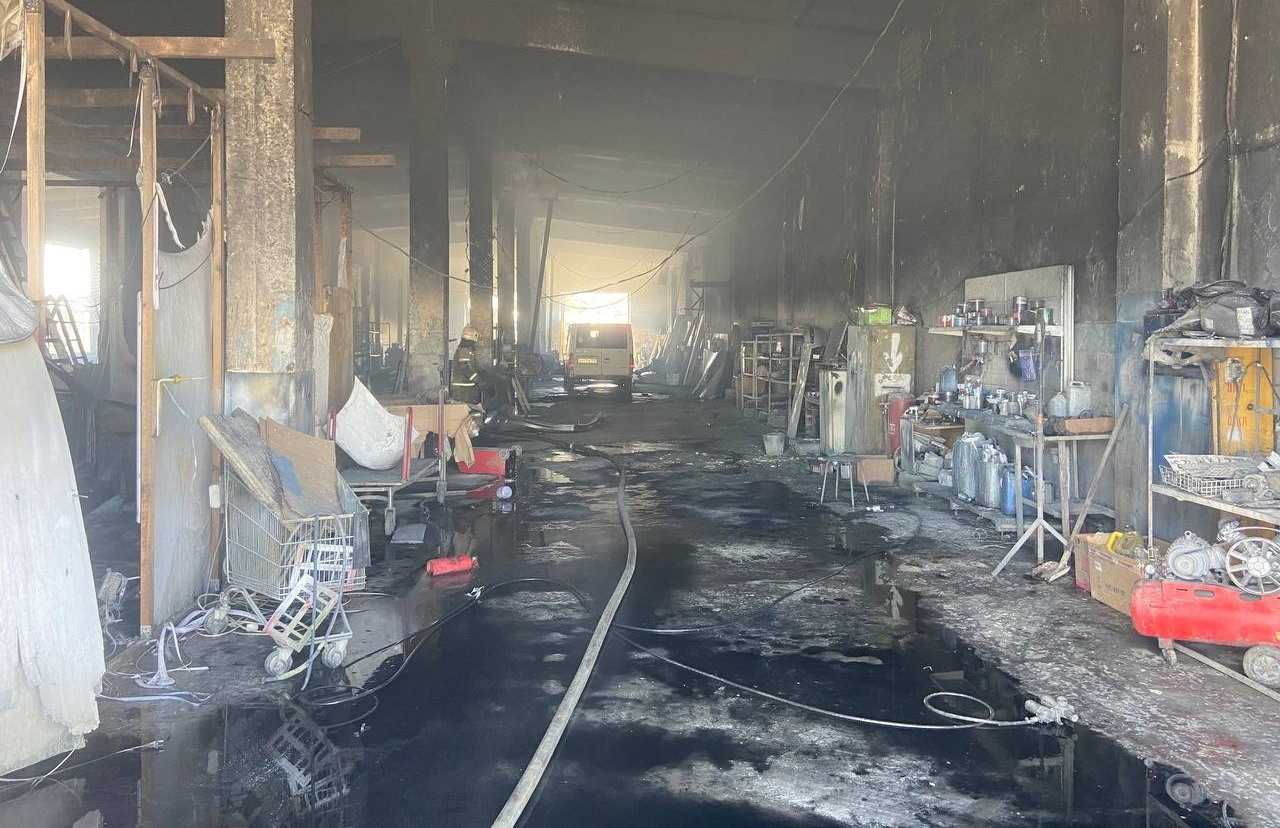 Пожар на складе в Краснодаре полностью ликвидирован - МЧС