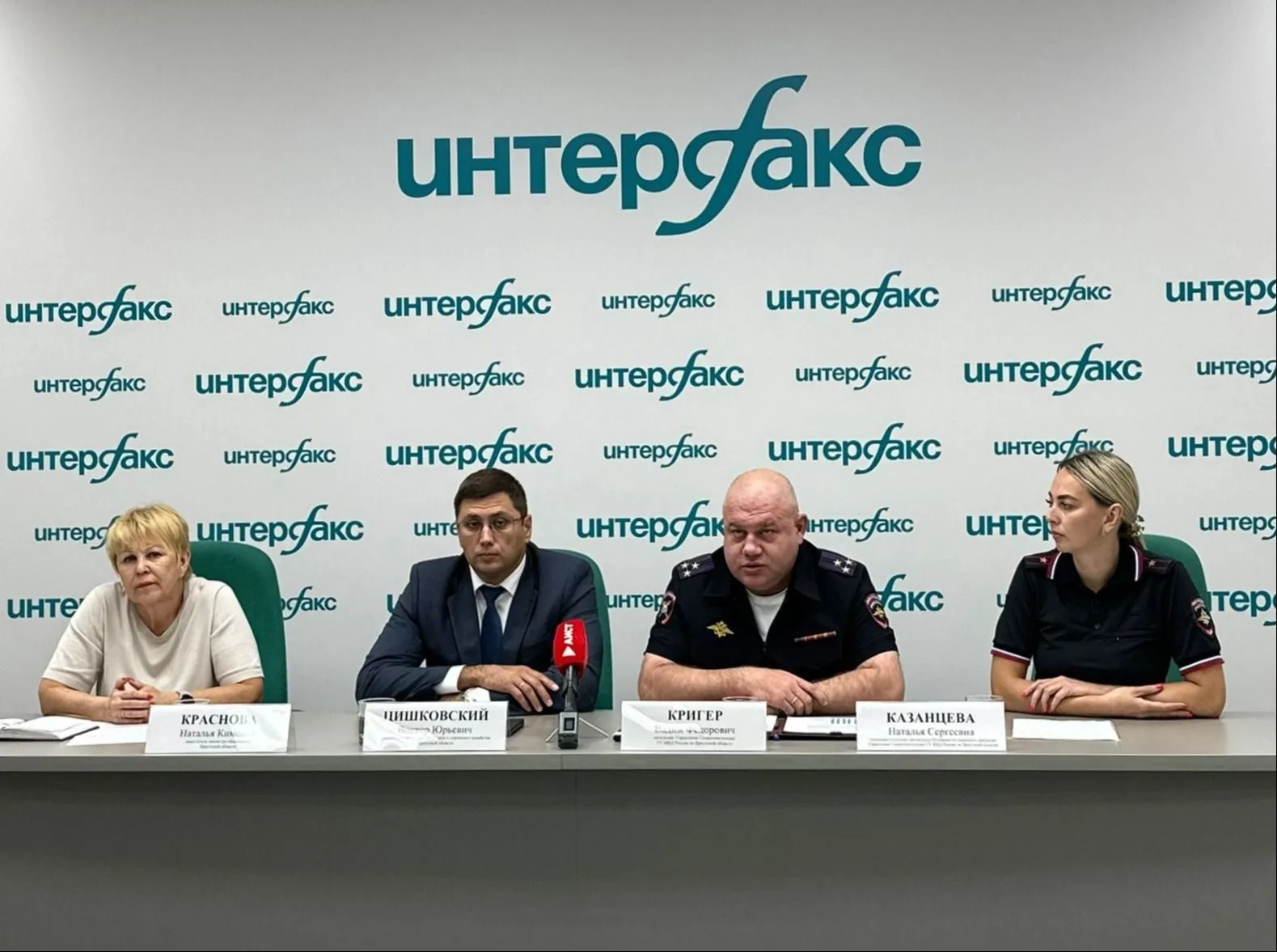 Приехавшим на АЗС водителям в Иркутской области предложат ответить на вопросы по ПДД