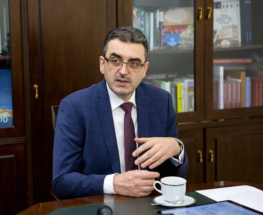 Проект 5-100 привносит новые возможности для каждого сотрудника