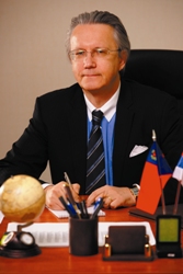 Поздравление от президента ОАО "Холдинговая компания "Сибирский цемент" Георга Клегера