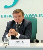 Поздравление от директора Новосибирского филиала Банка Москвы Вячеслава Брюханова