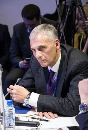 Губернатор Сахалинской области А.Хорошавин: "Все указы президента мы выполним при любых обстоятельствах"