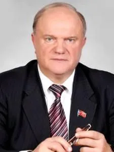 Лидер КПРФ Г.Зюганов: "Маятник политики качнулся влево на фоне экономических проблем"