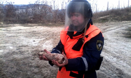 Минометную мину и четыре артснаряда обезвредили в Севастополе