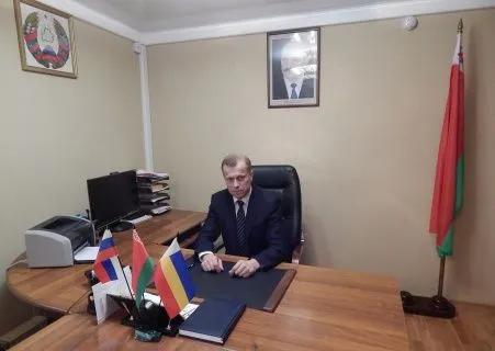 Руководитель отделения посольства Республики Беларусь в РФ в Ростове-на-Дону В.Жданович: "Наши отношения не ограничиваются только торгово-экономическими связями"