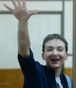 Состоялась передача Савченко Украине и двух россиян Российской Федерации