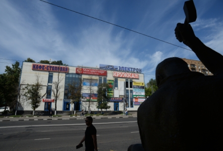 Владельцев самостроя в Москве начали уведомлять о сносе объектов