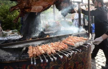 шашлык машлык грозный. шашлык в грозном на северном. шашлычная северный. шашлык на берегу реки в мангале. шашлычная северный.