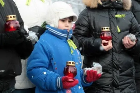 В Петербурге на премьере фильма про Дорогу жизни раздадут по 125 грамм "блокадного" хлеба