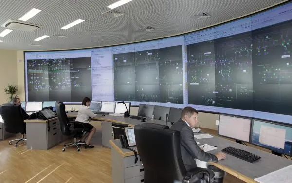 Ленэнерго запустило первую подземную подстанцию в Петербурге