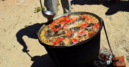Юбилейный X гастрономический праздник "Донская уха" собрал в Ростовской области более 5 тыс. гостей