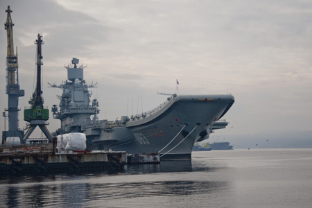 Авианосец "Адмирал Кузнецов" направлен на ремонт