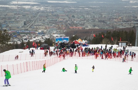 Гости из семи стран отдохнули на горнолыжном курорте в Южно-Сахалинске на новогодних праздниках