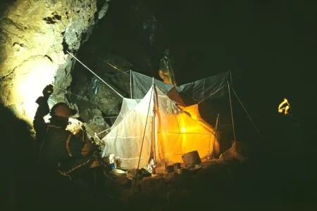 Европейские ученые примут участие в исследовании самой протяженной в России Ботовской пещеры в Иркутской области