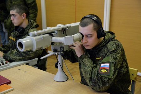 Более 10 тысяч военнослужащих во всех регионах юга России приступили к боевой подготовке