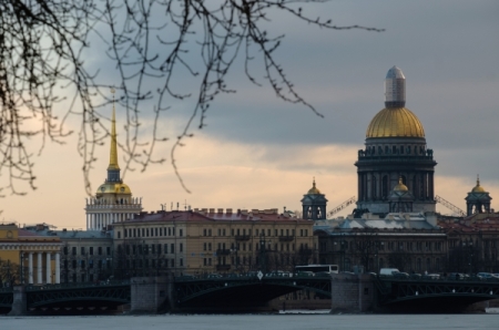 Потепление до нуля градусов ждут в Петербурге в конце недели