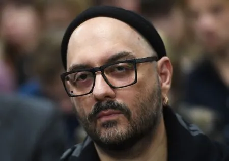 Режиссер Серебренников заявляет в суде о своей невиновности