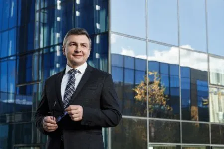 Гендиректор ООО "ЭкспоФорум-Интернэшнл" С.Воронков: "Конкурировать с Москвой будем со строительством II очереди конгрессно-выставочного центра"