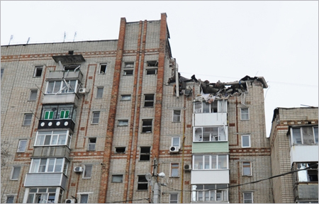 Путин: выплаты жильцам поврежденного дома в Шахтах должны быть получены полностью и своевременно