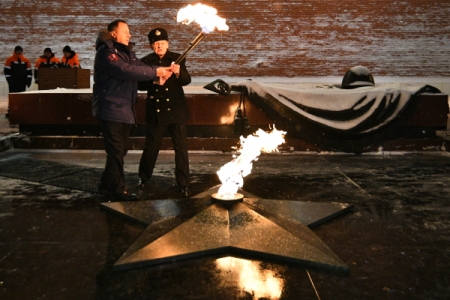Горелка Вечного огня у стен Кремля пройдет профилактику в канун Дня Победы
