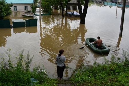 Уровень воды в реке Вычегде в Коми выше неблагоприятной отметки, подтоплено около 30 приусадебных участков