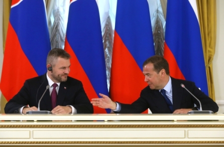 Медведев: РФ сохранит транзит газа через Украину на взаимовыгодных условиях
