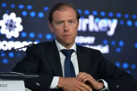 Мантуров: РФ рассчитывает стать одним из ключевых участников экосистемы развития природоподобных технологий