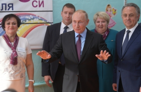 Путин: режим ЧС в Тулуне сохранится до решения проблем с жильем