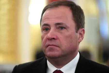 Поздравление полномочного представителя президента РФ в Приволжском федеральном округе Игоря Комарова