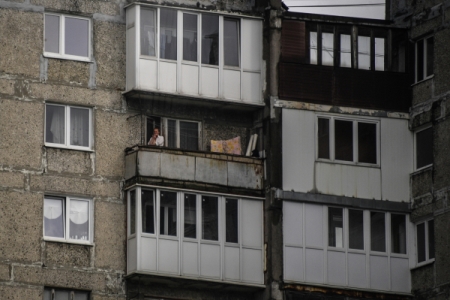 Житель Ставрополья может первым в РФ получить наказание за нарушение закона о курении на балконах
