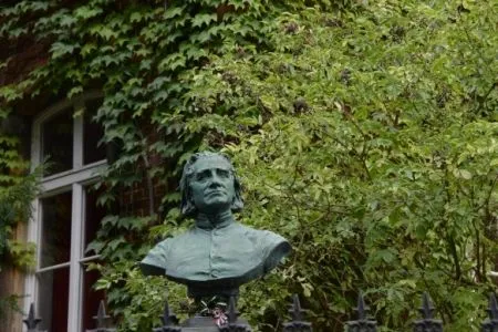 Бюст Листа установят в Петербургской филармонии