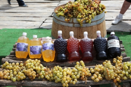 Власти Крыма выставили на продажу "Крым-Вино"