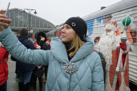 Треть россиян выступает против длинных новогодних "каникул"