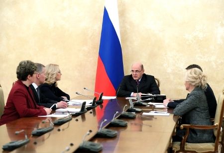 Мишустин: 1,4 млрд руб. получат центр "Вектор", институт "Микроб" и лаборатории Роспотребнадзора