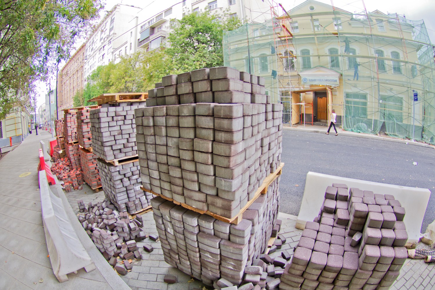 Собянин объяснил необходимость проведения одновременной реконструкции улиц