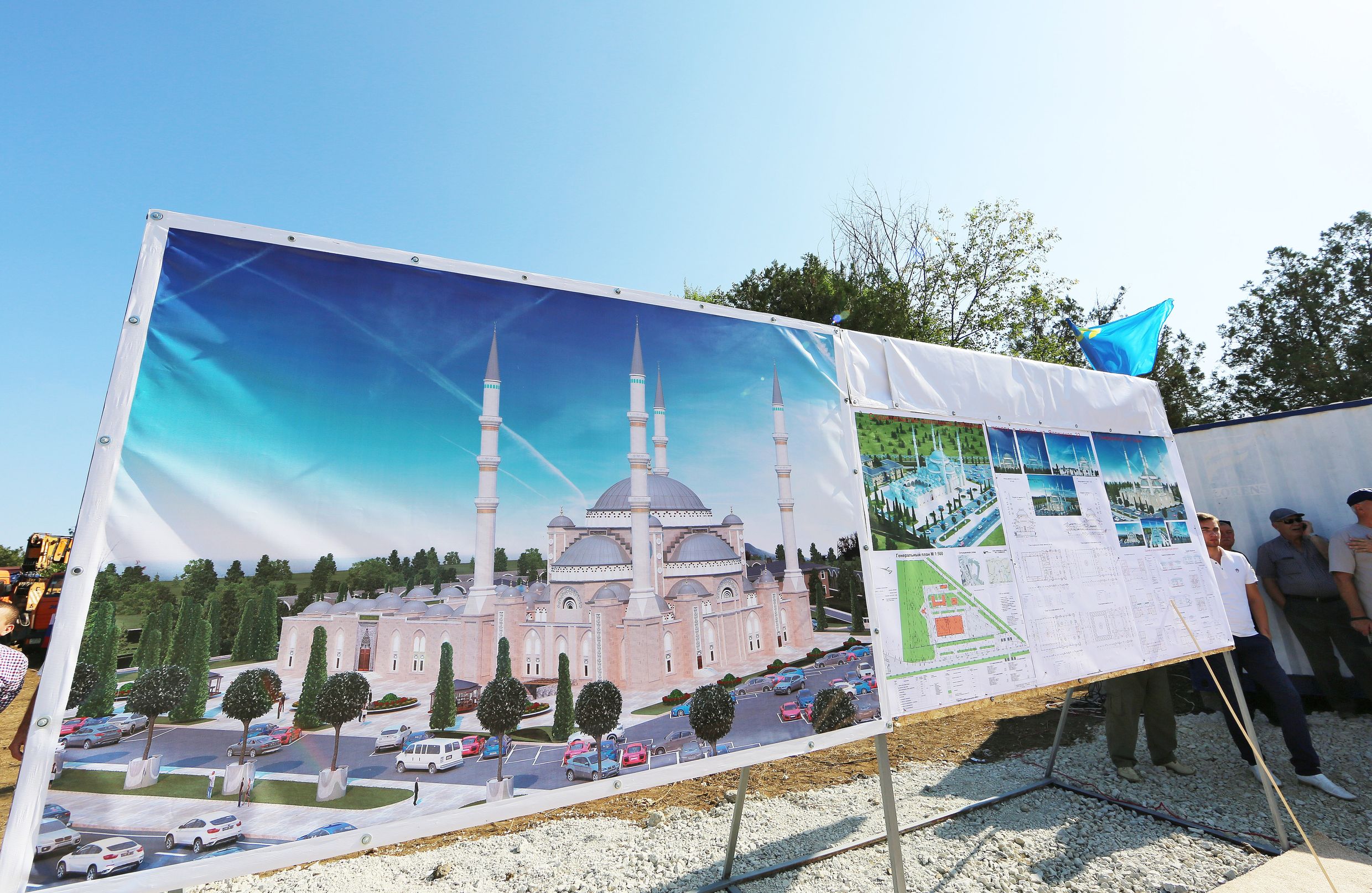 Россияне заменили турок на строительстве Соборной мечети в Крыму
