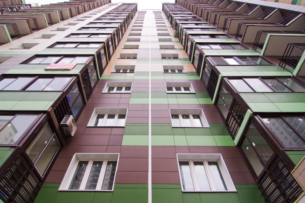 Ввод жилья в России по итогам первого квартала вырос почти на 20%