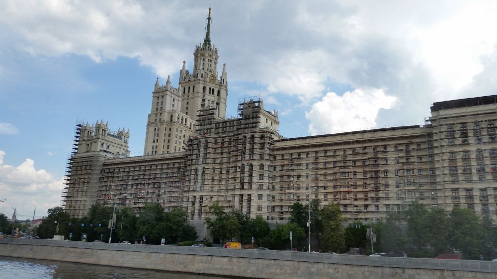 Самая дорогая арендная квартира в сталинских высотках сдается за 3,6 млн рублей в месяц