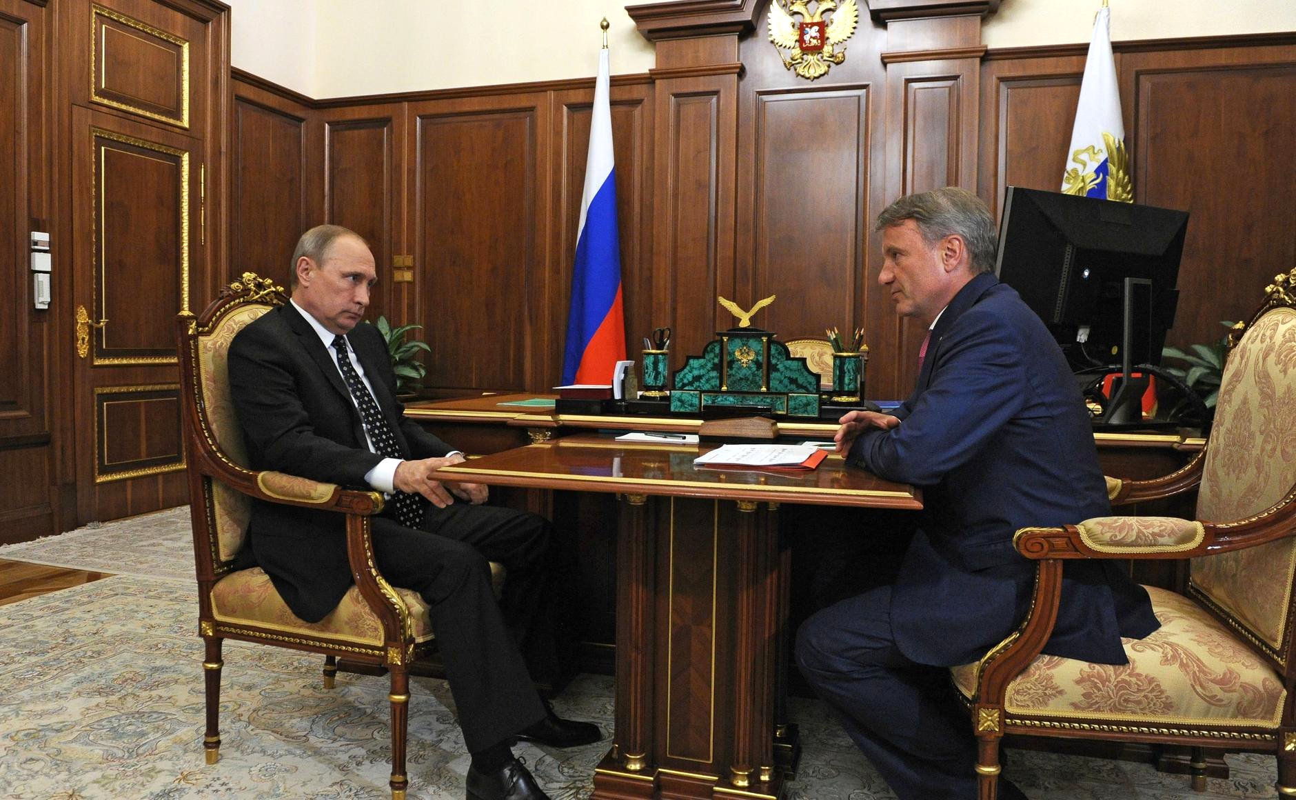 Глава Сбербанка рассказал Путину об оживлении на рынке ипотеки