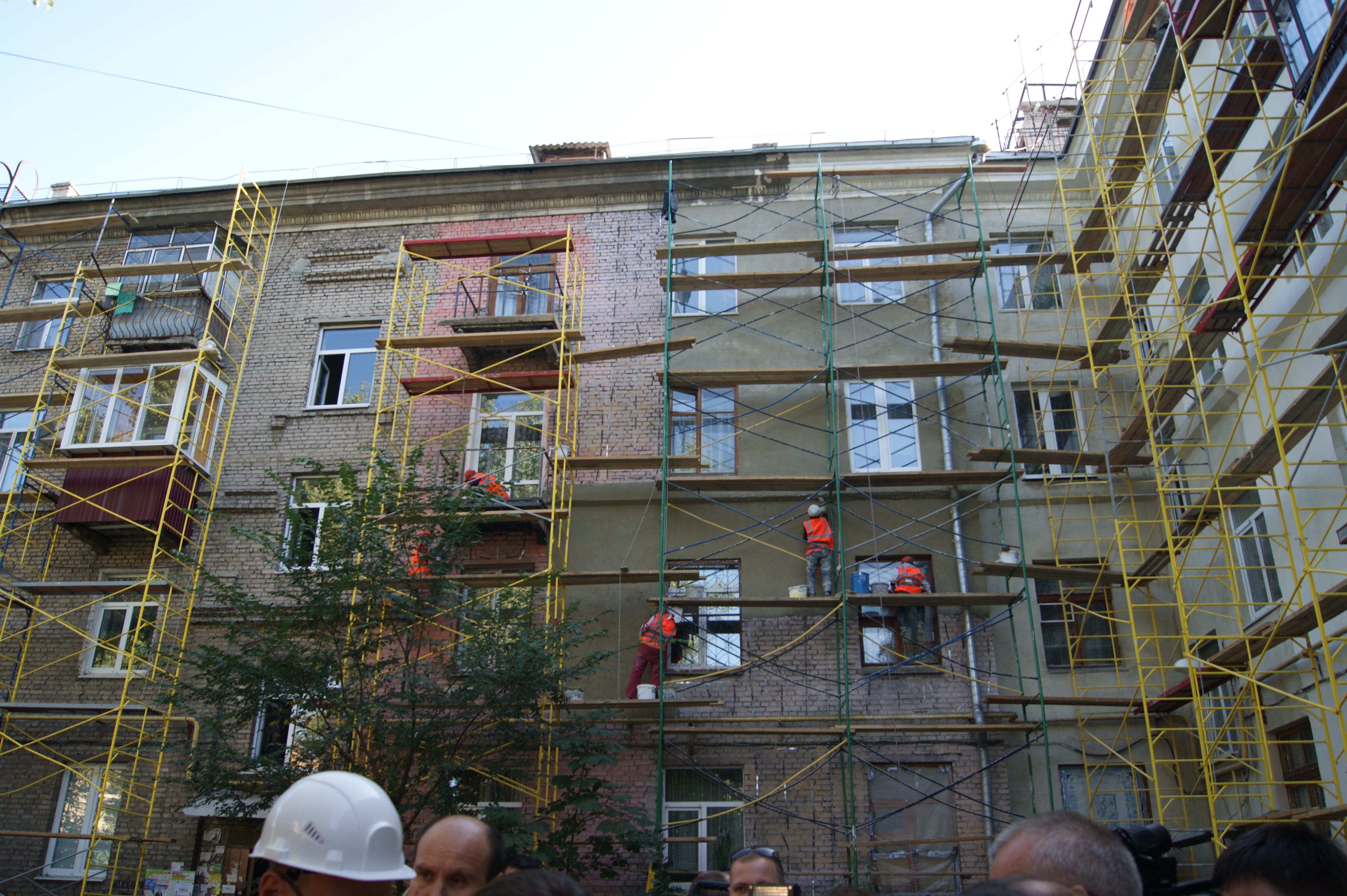 Правительство РФ расширило перечень работ при капремонте зданий