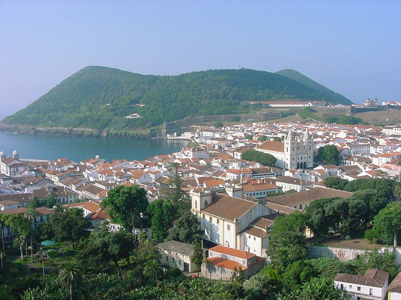 Власти Португалии решили повысить налог на хороший вид из окна