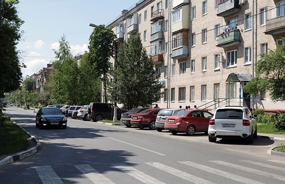 Свыше 25 тыс. парковочных мест оборудовано за два года в Подмосковье
