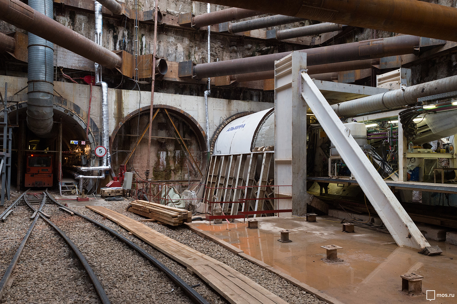 Началась проходка тоннеля Большого кольца метро до станции "Авиамоторная"