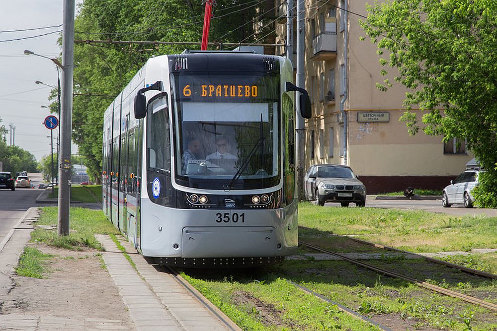 Экологичные пластиковые шпалы положат под трамвайные пути в Москве