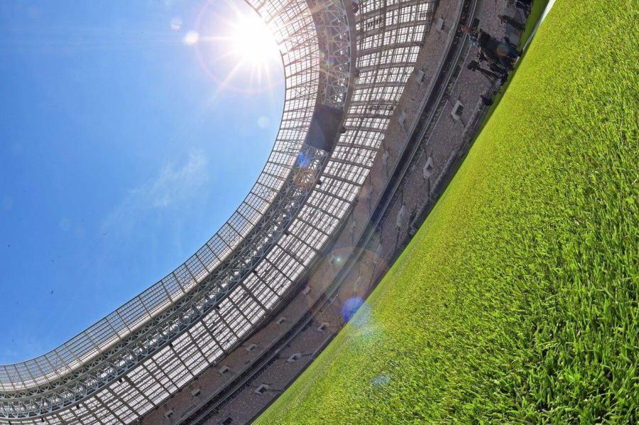 Первая игра на реконструированном стадионе "Лужники" пройдет осенью