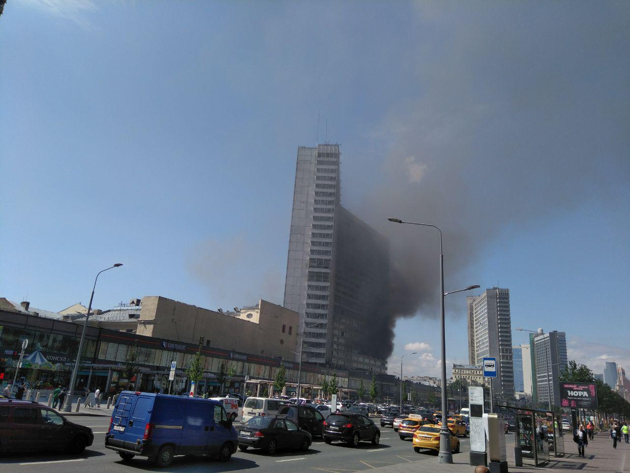 Собственник здания на Новом Арбате оценил ущерб от пожара как незначительный