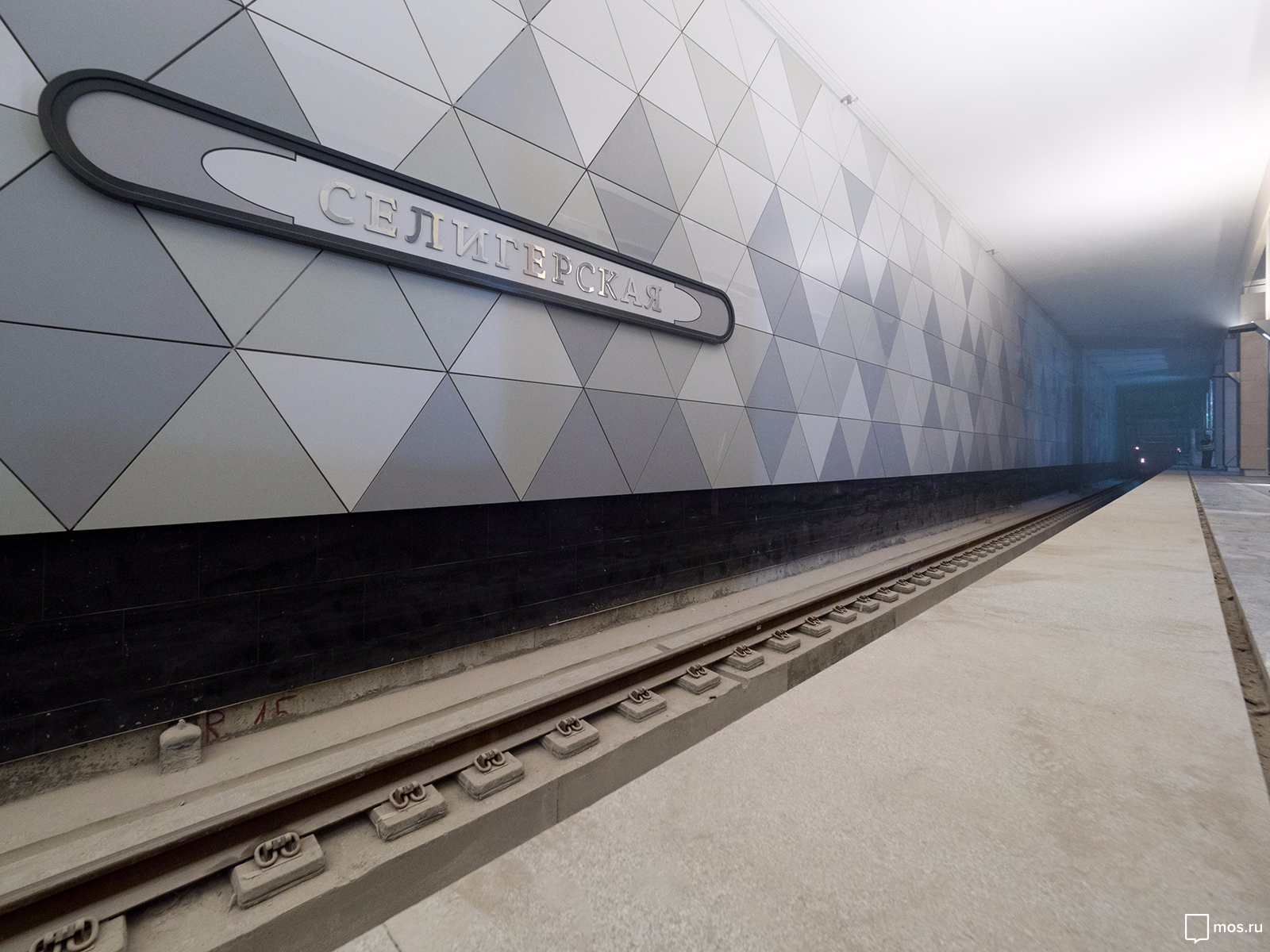 Станцию метро "Селигерская" откроют для пассажиров в марте 2018 года